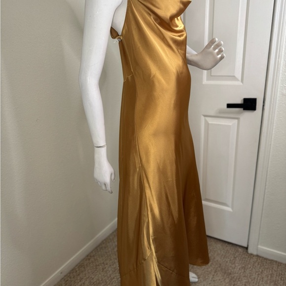 Sophia by Delicates Elegant Gold Satin Gown - Picture 7 of 9